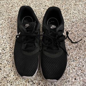 Nike Women’s size 8.5